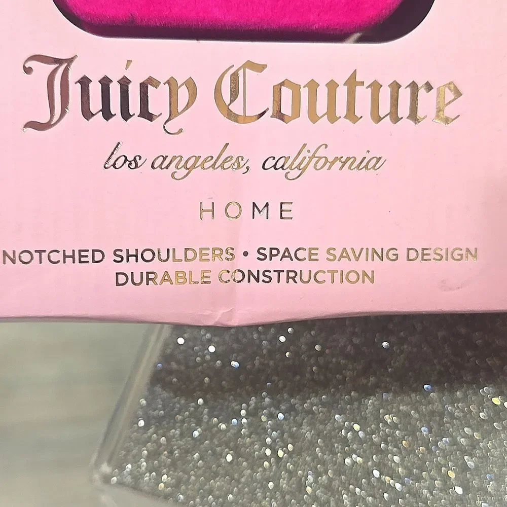 Juicy Couture‎ Home Nontched Shoulder Set Of 12 Velvet Crown Hangers- Pink